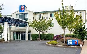 Motel 6 Lincoln City Or